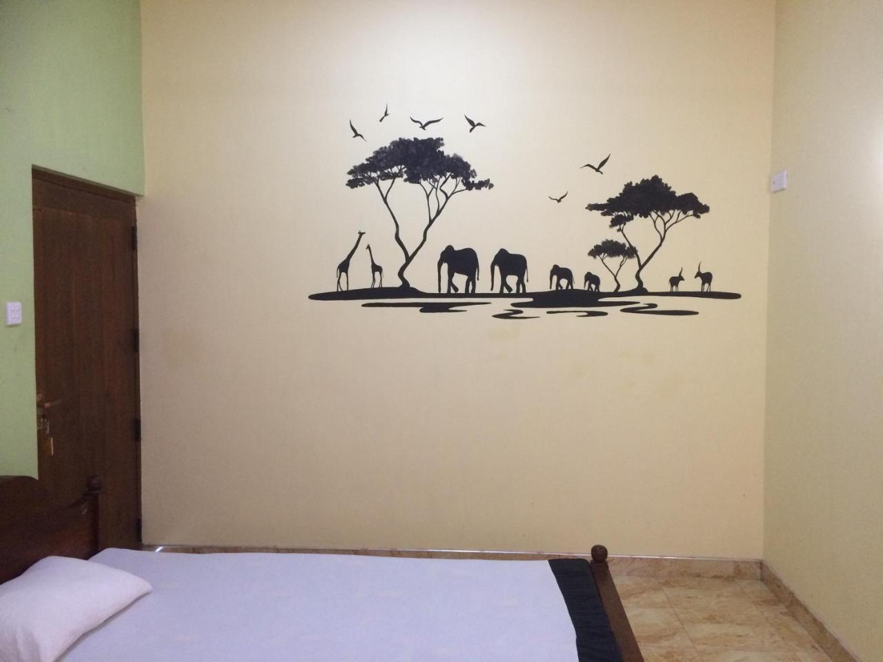 Hotel View Point Tissamaharama Ngoại thất bức ảnh